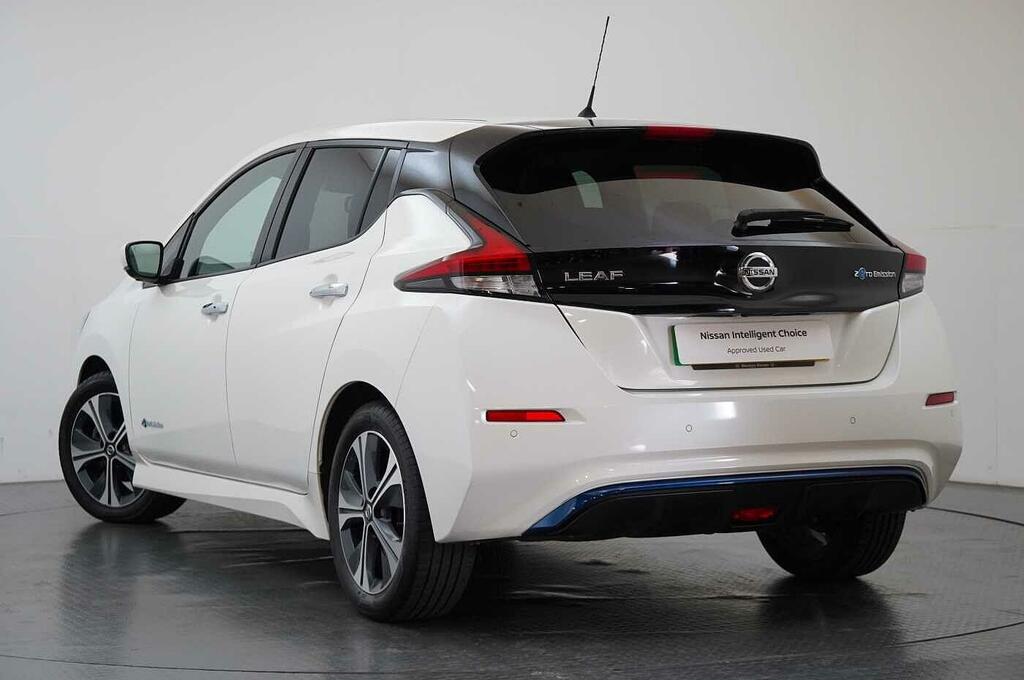 Nissan Leaf 40Kw N-connecta With Sat Nav And 360 Around V HF22XEA White #3