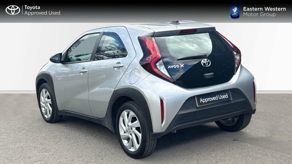 Toyota Aygo X 1.0 Vvt-i Pure Euro 6 Ss ST73FCZ Silver #4