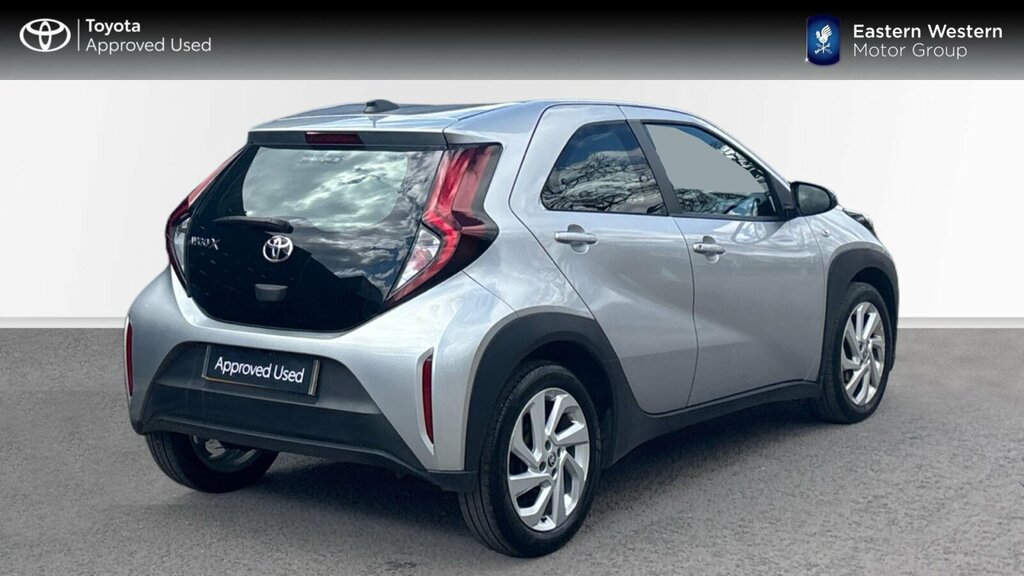 Toyota Aygo X 1.0 Vvt-i Pure Euro 6 Ss ST73FCZ Silver #2