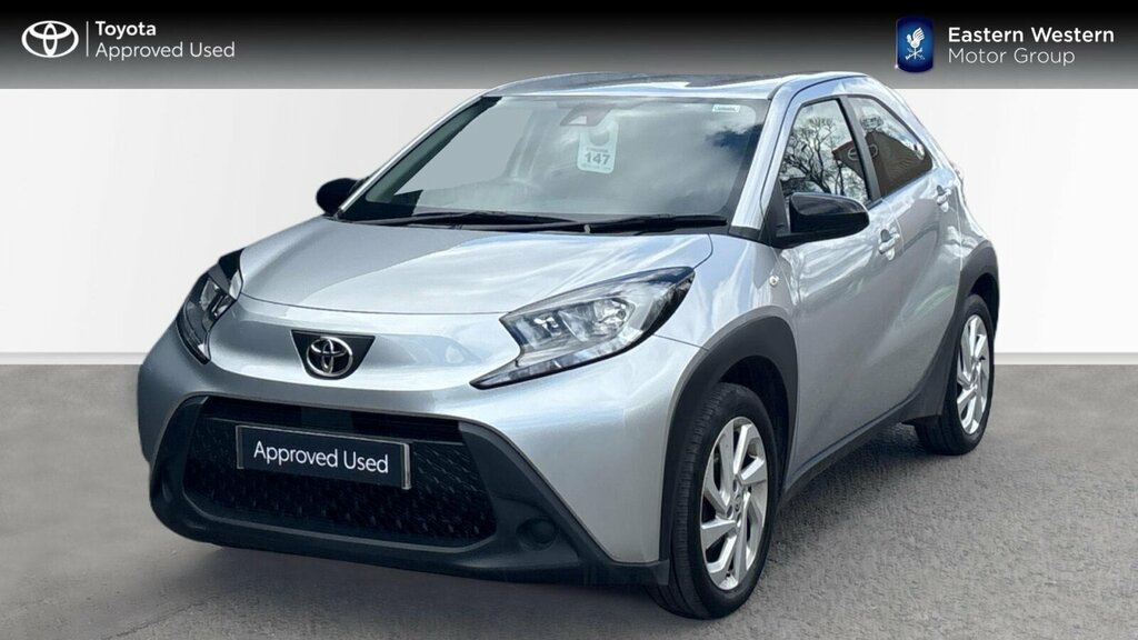 Toyota Aygo X 1.0 Vvt-i Pure Euro 6 Ss ST73FCZ Silver #3