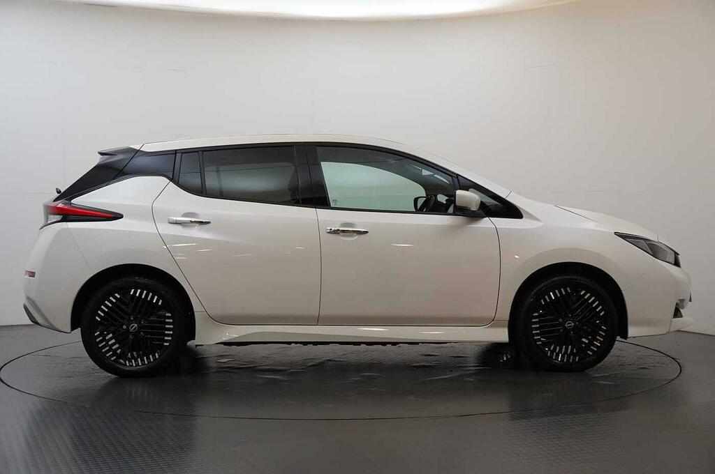 Nissan Leaf 39Kw N-connecta With Sat Nav And 360 View Cam LB72MKE White #6