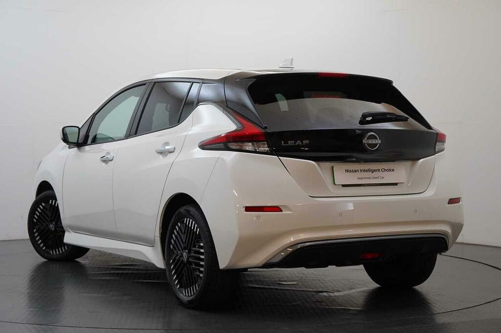 Nissan Leaf 39Kw N-connecta With Sat Nav And 360 View Cam LB72MKE White #3
