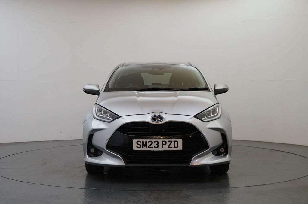 Toyota Yaris 1.5 Vvt-h Design E-cvt Euro 6 Ss SM23PZD Silver #2