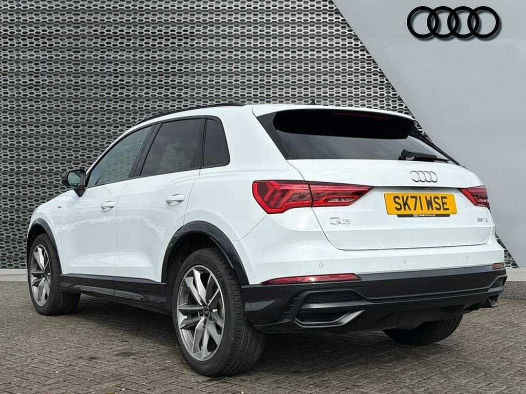Audi Q3 Black Edition 35 Tdi 150 Ps S Tronic SK71WSE White #3