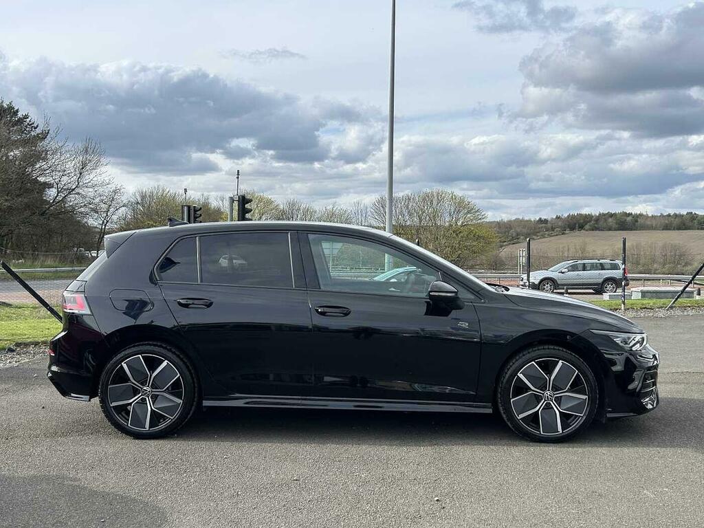 Volkswagen Golf 1.5 Tsi 150 Black Edition PF75LMM Black #5