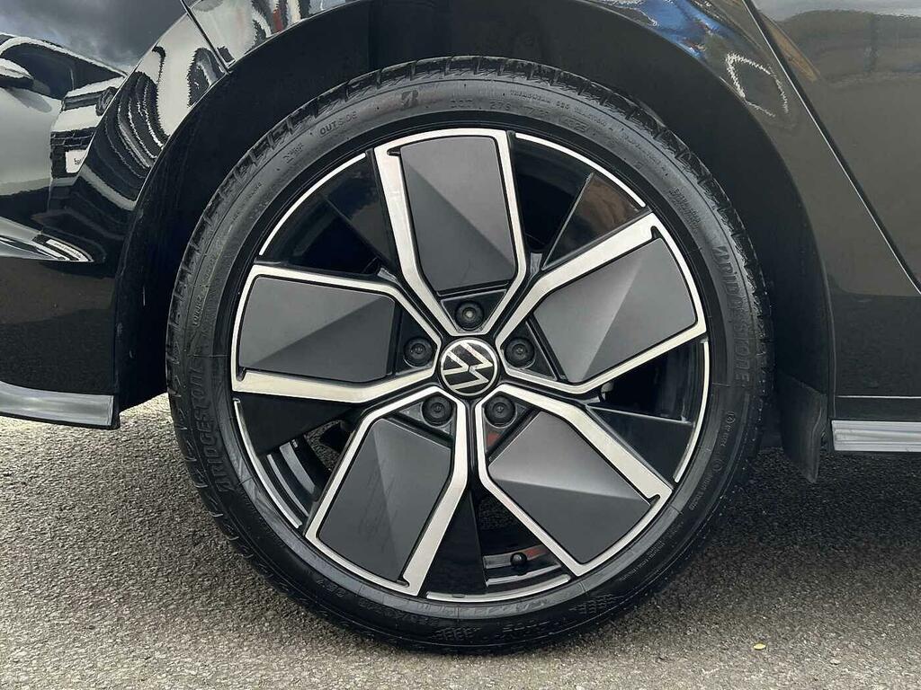 Volkswagen Golf 1.5 Tsi 150 Black Edition PF75LMM Black #6