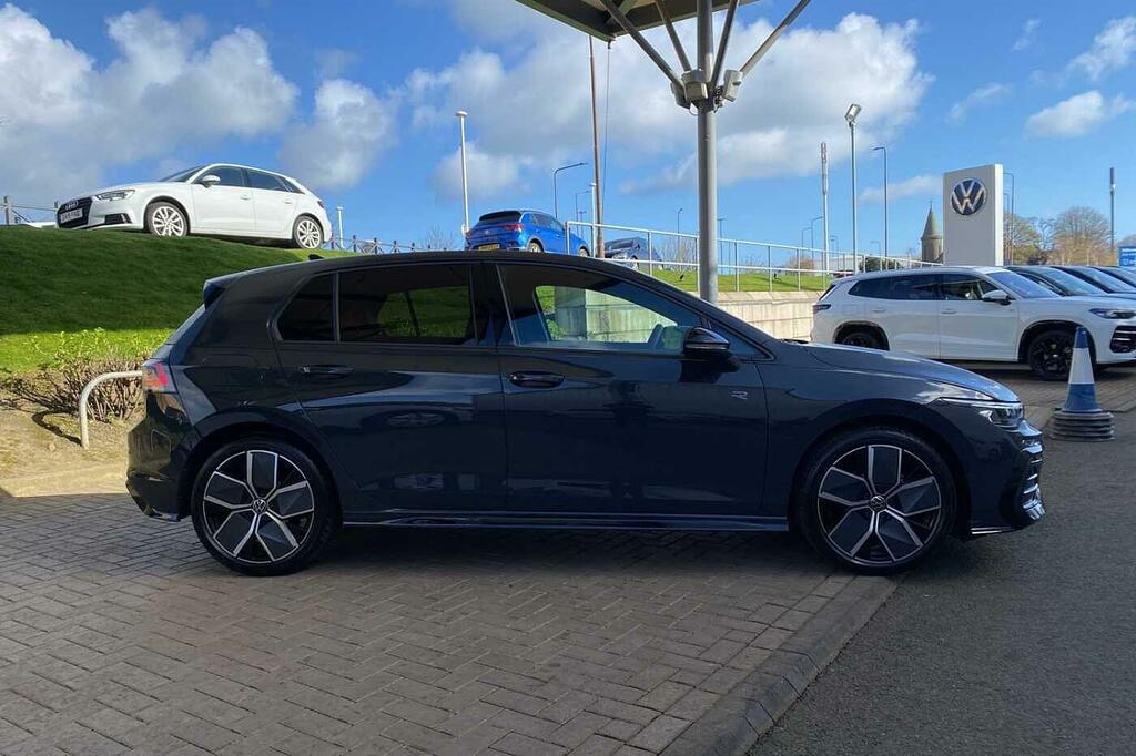 Volkswagen Golf 1.5Etsi 150 Black Edition MT75NFV Grey #4