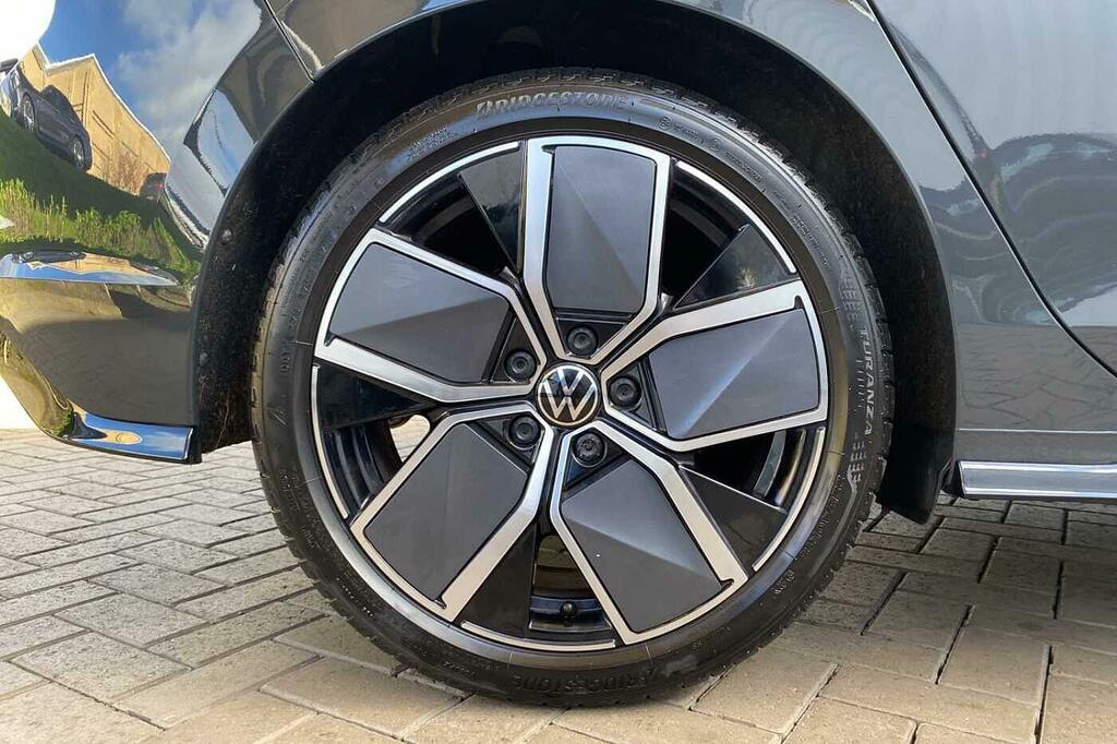 Volkswagen Golf 1.5Etsi 150 Black Edition MT75NFV Grey #5