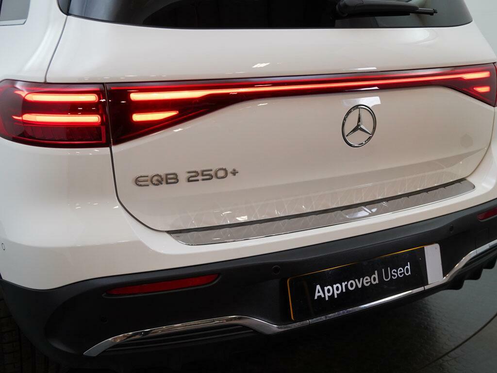 Mercedes-Benz EQB Eqb 250 Amg Line Premium KN75WFR White #6