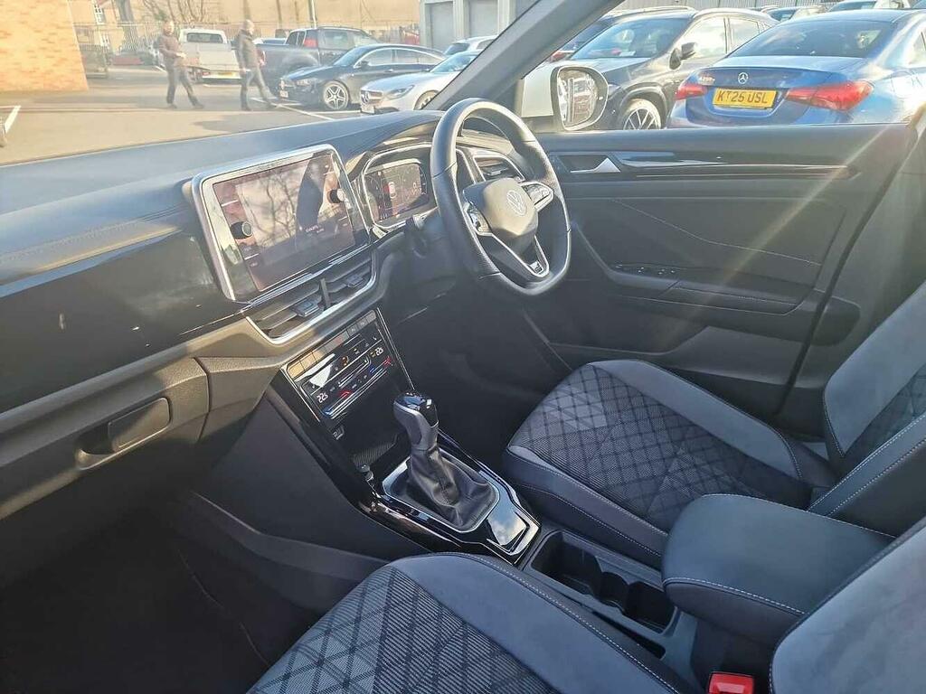 Volkswagen T-Roc 1.5 Tsi R-line Dsg NJ72HTO White #2