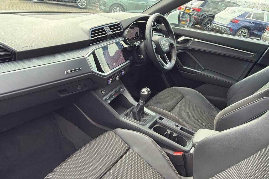 Audi Q3 S Line 35 Tfsi 150 Ps 6-Speed SN22BLR White #2