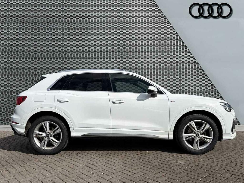 Audi Q3 S Line 35 Tfsi 150 Ps 6-Speed SN22BLR White #4