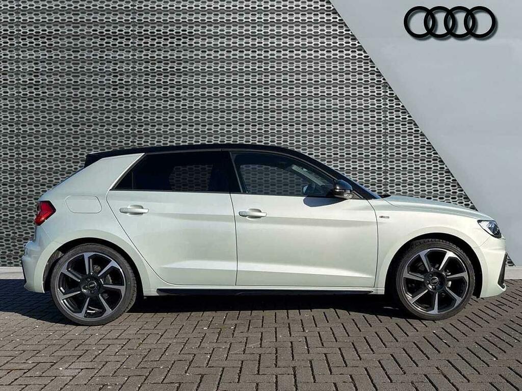 Audi A1 Black Edition 25 Tfsi 95 Ps 5-Speed SN75YEE Silver #4