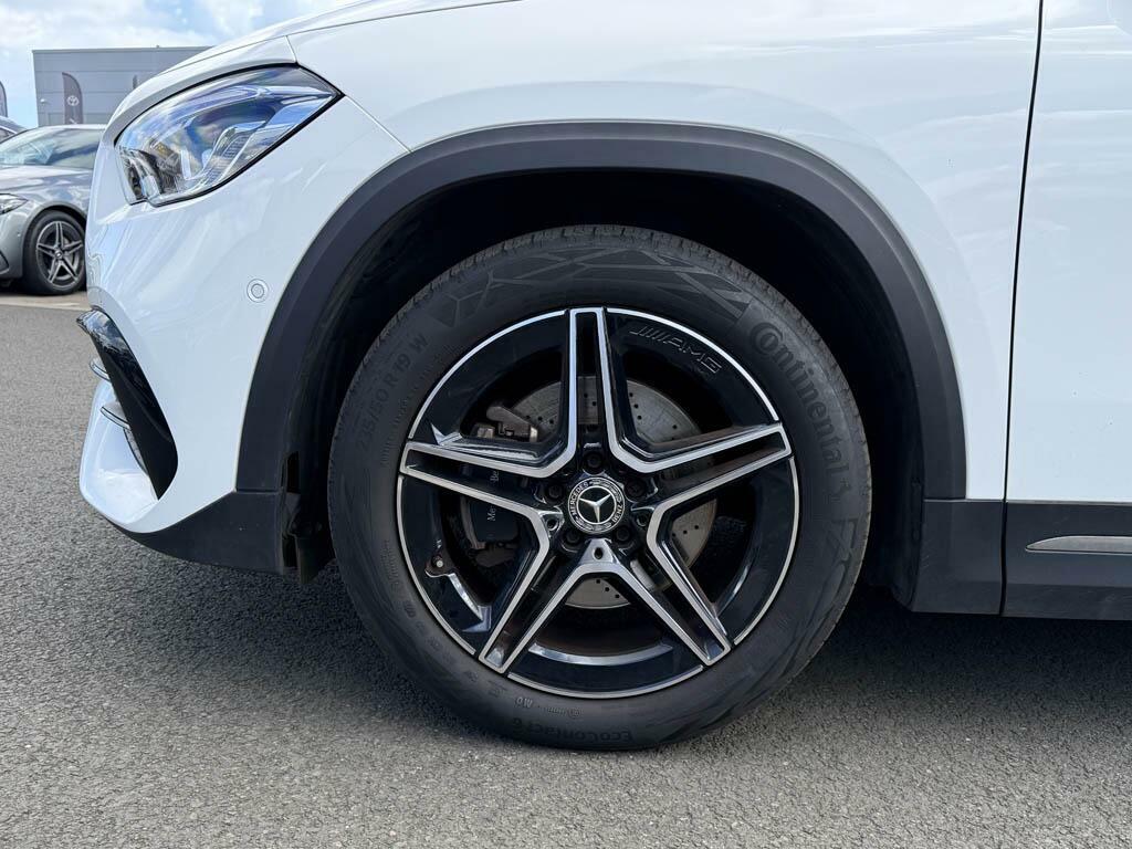 Mercedes-Benz GLA Class Gla 200 Amg Line Executive White #6