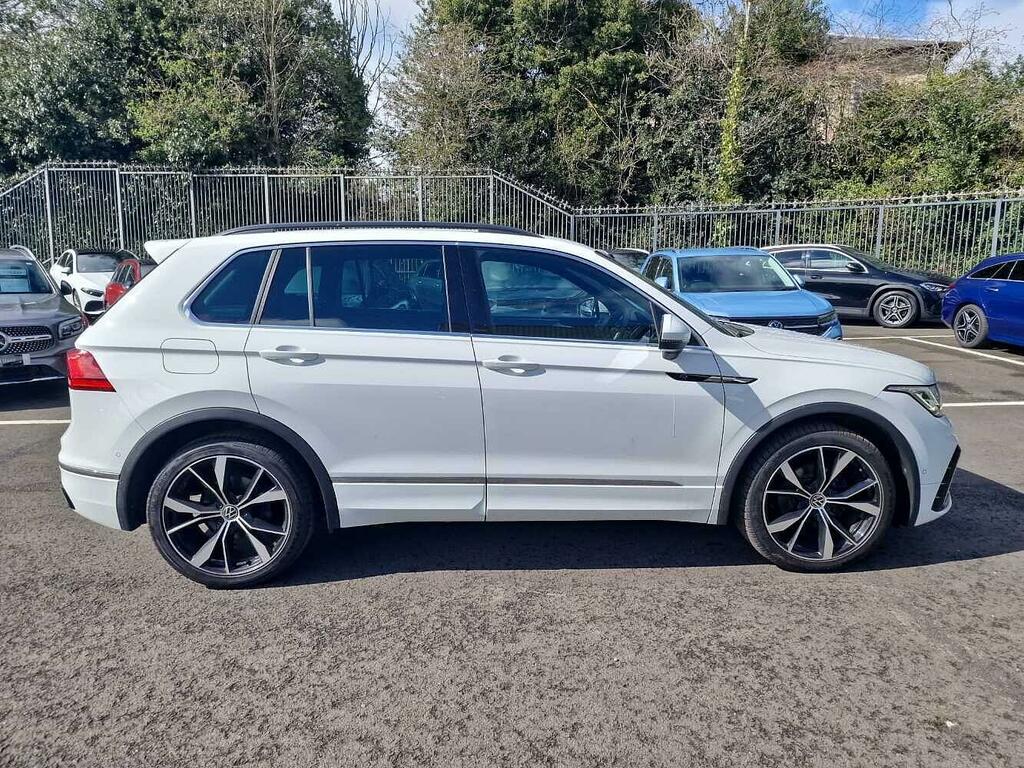 Volkswagen Tiguan 2.0 Tdi R-line Dsg MK23UTB White #4