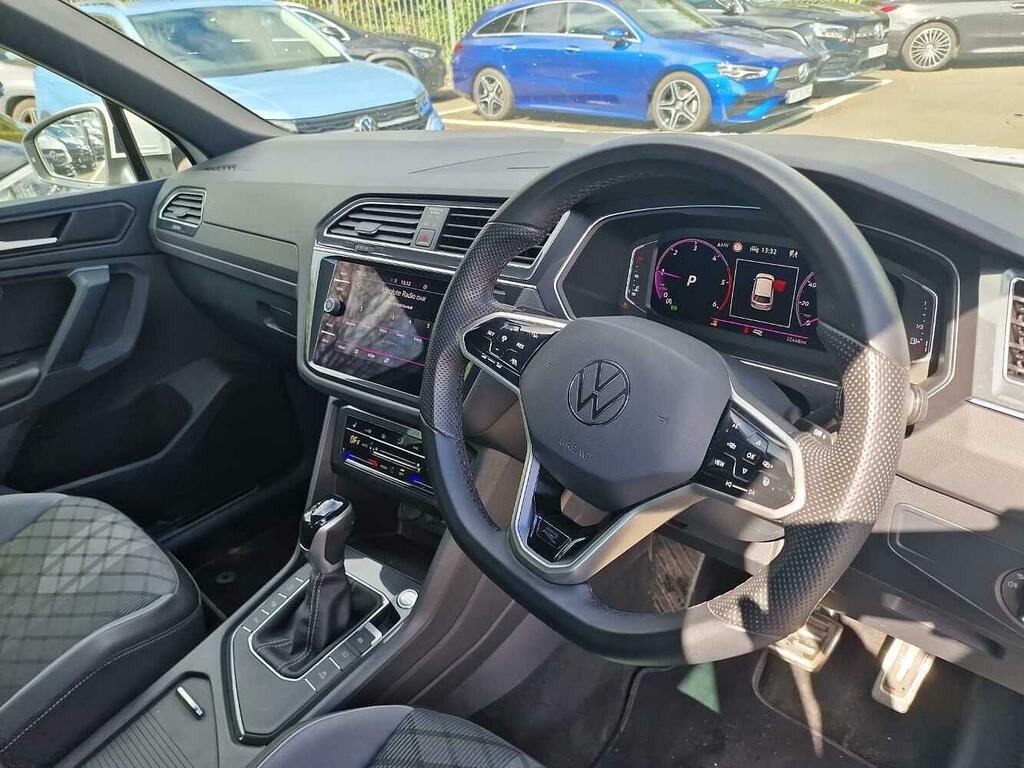 Volkswagen Tiguan 2.0 Tdi R-line Dsg MK23UTB White #6
