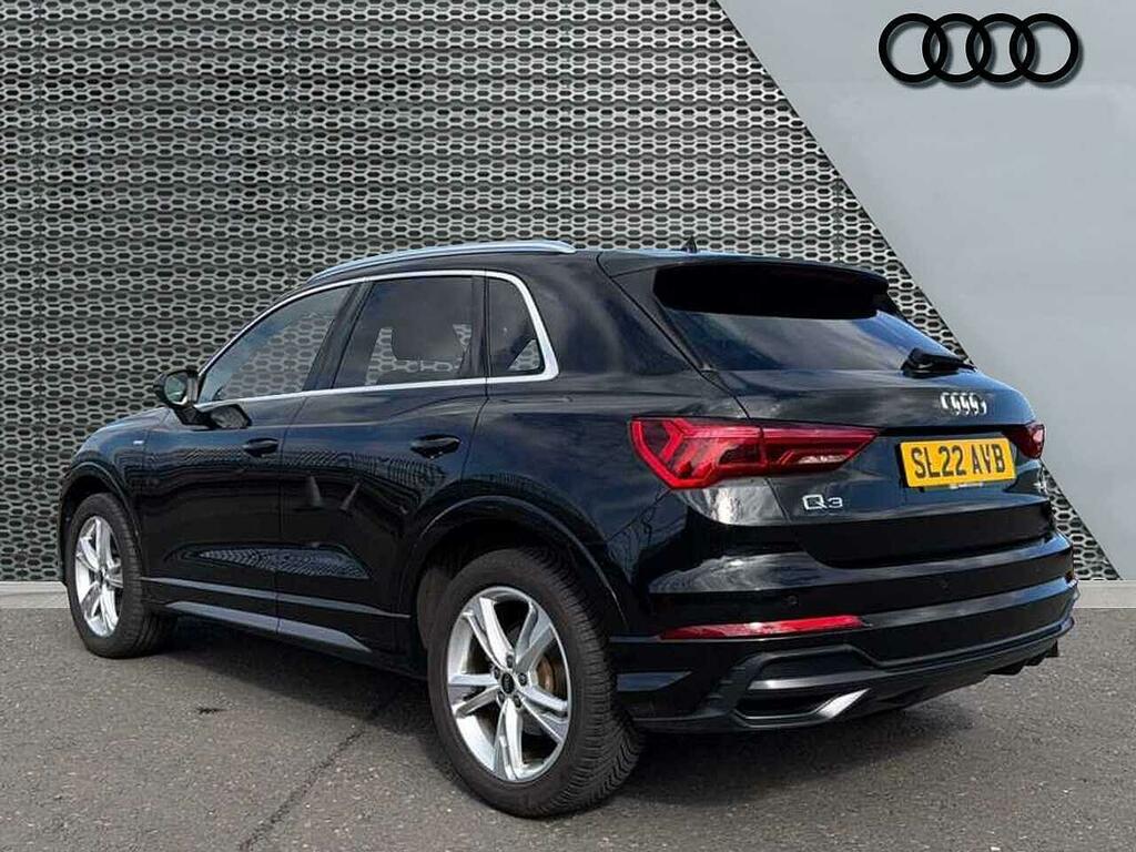 Audi Q3 S Line 35 Tfsi 150 Ps 6-Speed Black #3