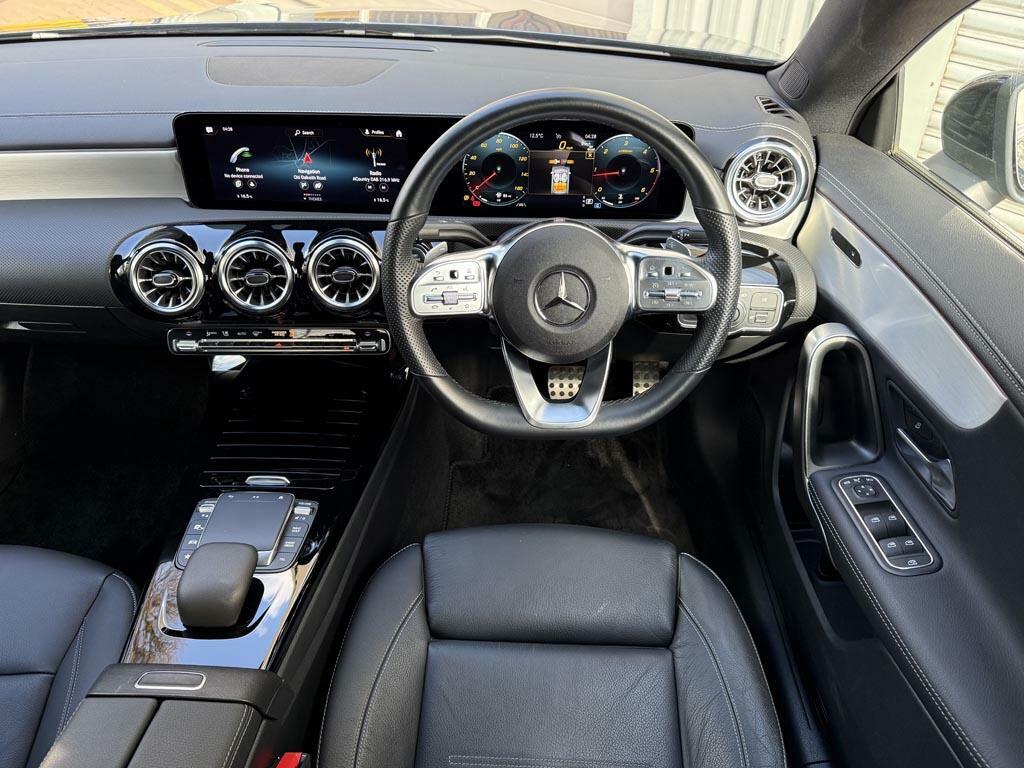 Mercedes-Benz CLA Class Cla 220 D Amg Line Premium Blue #5