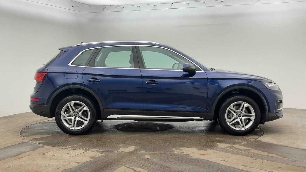 Audi Q5 Sport 40 Tdi Quattro 204 Ps S Tronic DA72VLF Blue #4