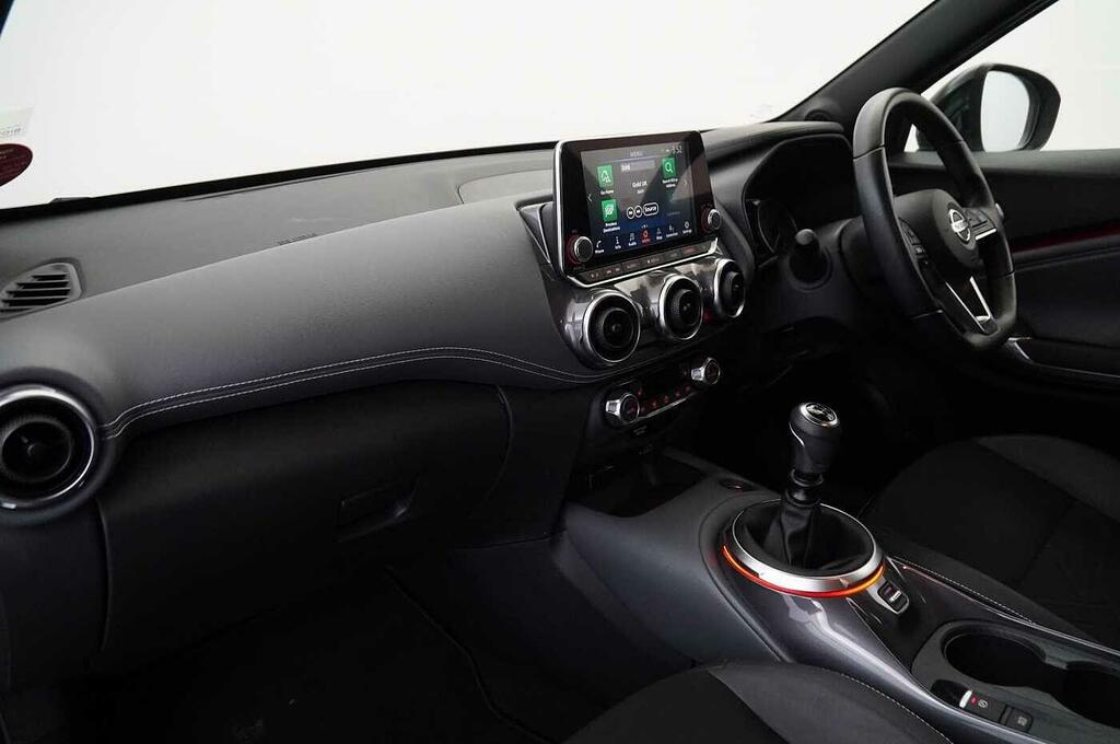 Nissan Juke 1.0 Dig-t 117 Tekna With Bose And Drive Assist Tec SK70EFE Silver #2