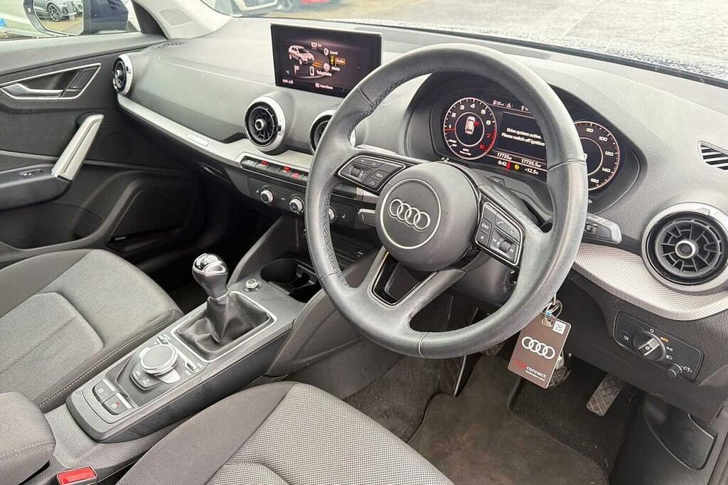 Audi Q2 Sport 35 Tfsi 150 Ps 6-Speed SL71URR Blue #6