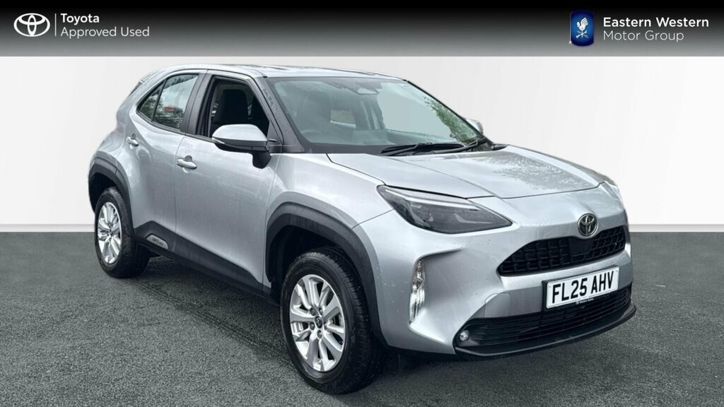 Toyota Yaris Cross 1.5 Vvt-h Icon Suv Hybrid E-cvt Euro 6 Silver
