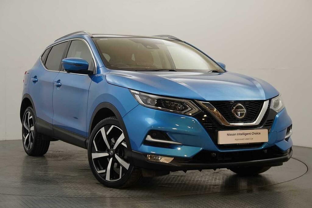 Nissan Qashqai 1.3 Dig-t 157 N-motion Dct With Panoramic Gla Blue