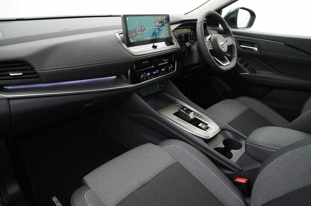Nissan Qashqai 1.5 205 E-power N-connecta With Glass Roof Pa SN26XVA Grey #2