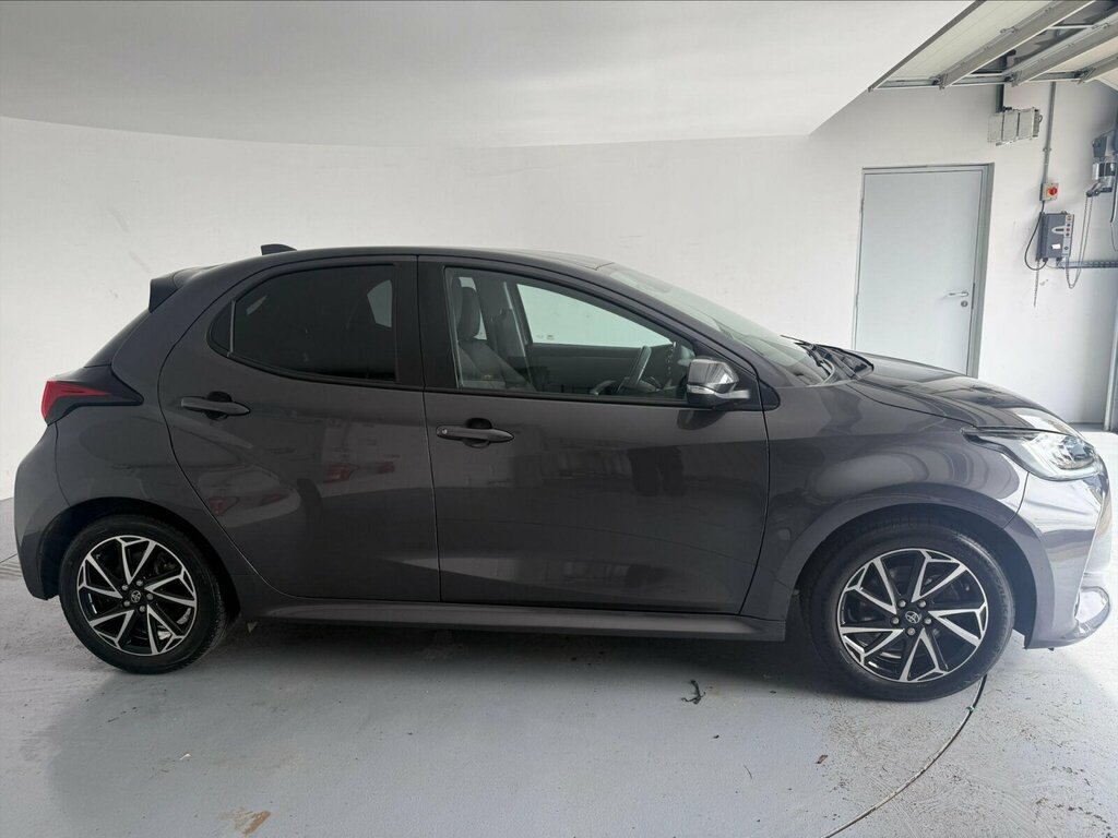 Toyota Yaris 1.5 Vvt-h Design E-cvt Euro 6 Ss SA22PXC Grey #6
