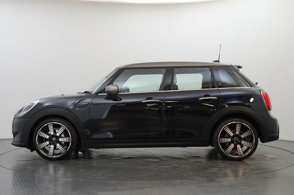 Mini Hatch 5-Door Hatch Cooper Exclusive SK23YFF Black #4