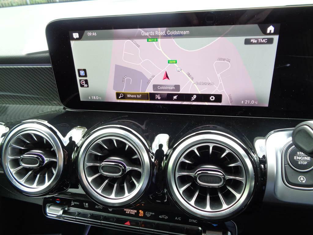 Mercedes-Benz GLB Class Glb 200 Amg Line Premium Plus Night Edition 7 Sea SO72VDD Red #5