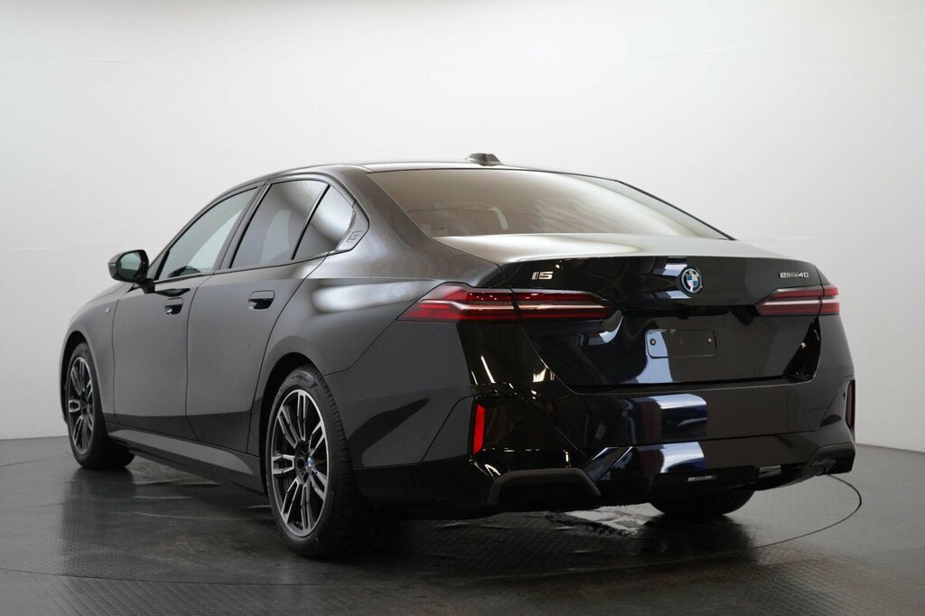 BMW i5 I5 Edrive40 M Sport Saloon SM75CFO Black #3
