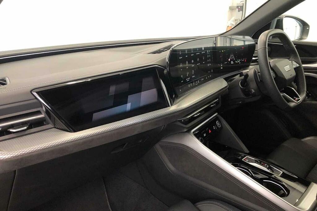 Audi Q5 Suv Edition 1 Tdi Quattro 204 Ps S Tronic SM25XVC White #2