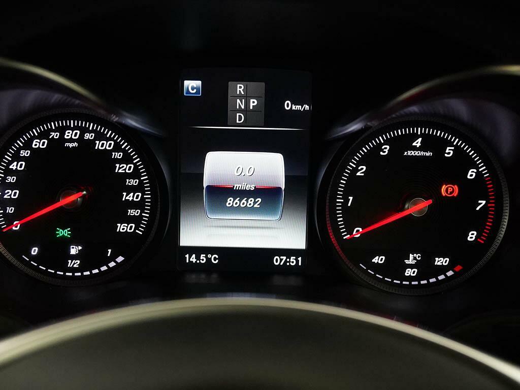Mercedes-Benz GLC Class Glc 250 4Matic Amg Line Premium SL67XFD White #4