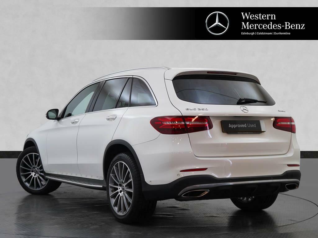Mercedes-Benz GLC Class Glc 250 4Matic Amg Line Premium SL67XFD White #2