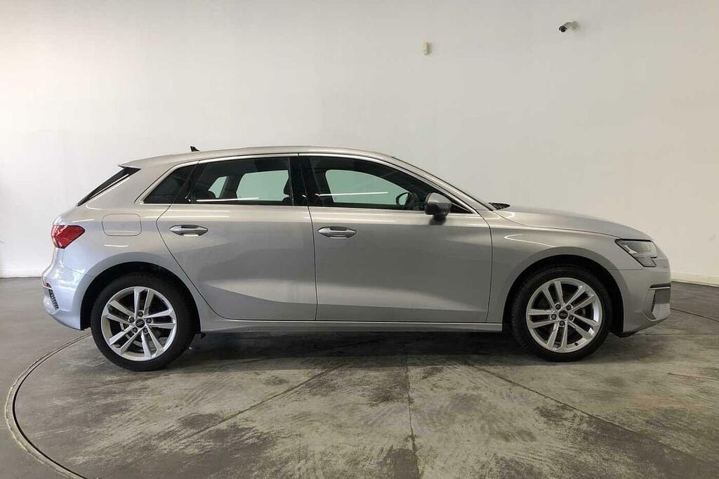 Audi A3 Sport 30 Tfsi 110 Ps 6-Speed SL23UKM Silver #4