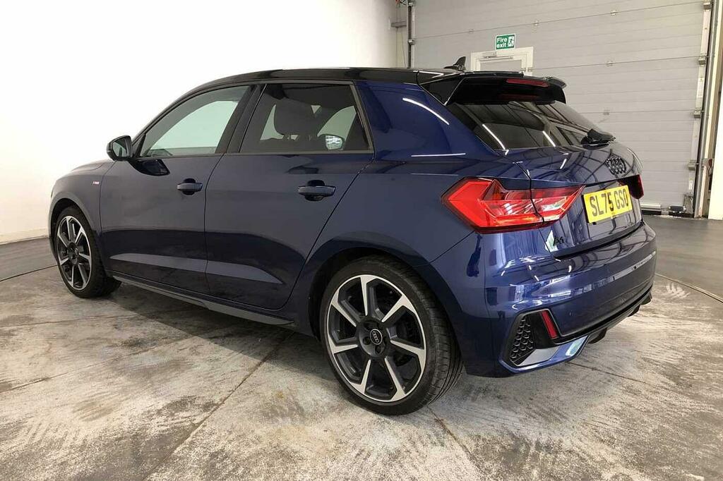 Audi A1 Black Edition 25 Tfsi 95 Ps 5-Speed SL75GSO Blue #3