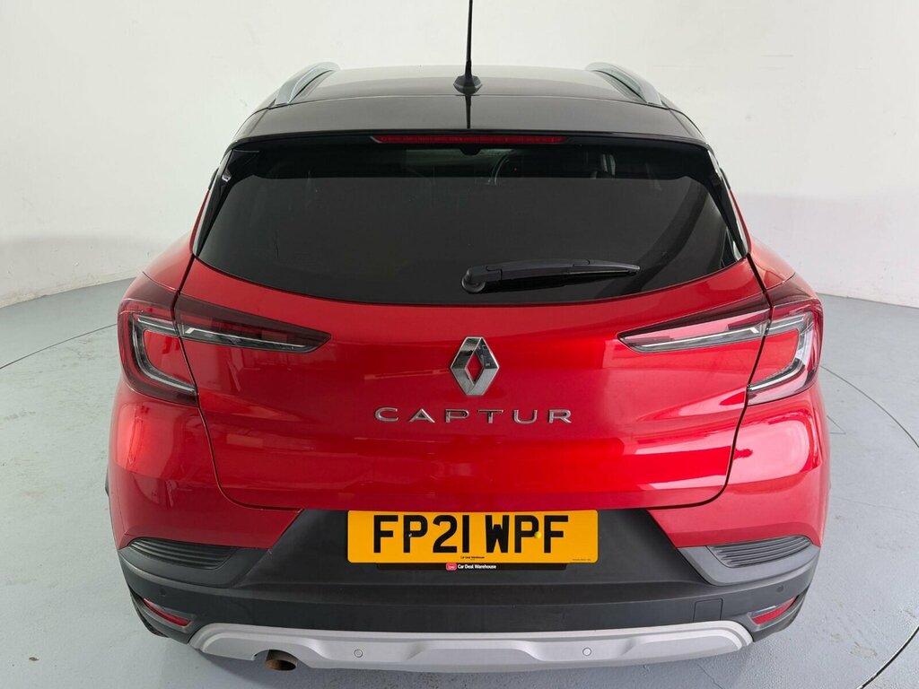 Renault Captur 1.3 Tce Iconic Edc Euro 6 Ss FP21WPF Red #4