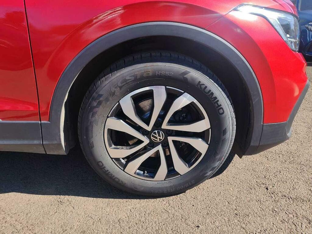Volkswagen Tiguan 1.5 Tsi 150 Active SK22FYA Red #5