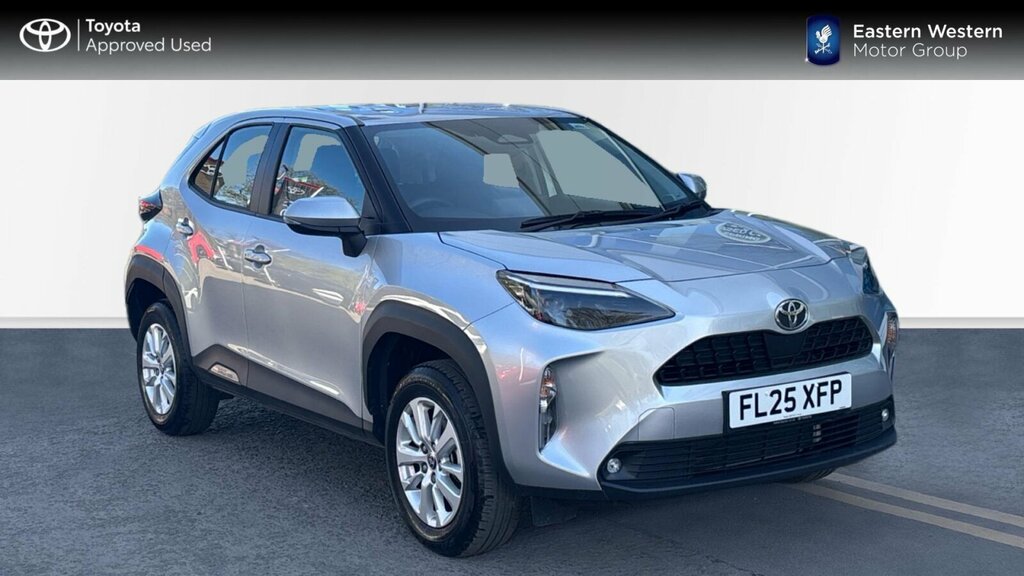 Toyota Yaris Cross 1.5 Vvt-h Icon E-cvt Euro 6 Ss Silver
