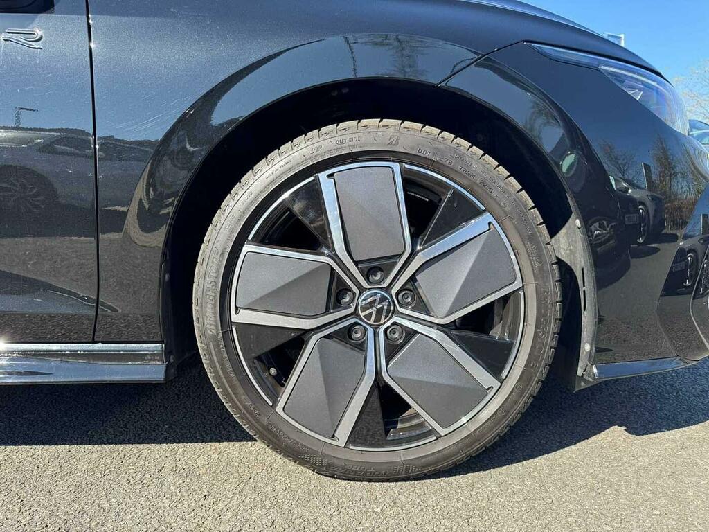 Volkswagen Golf 1.5 Etsi 150 Black Edition Dsg SM75LFO Black #5