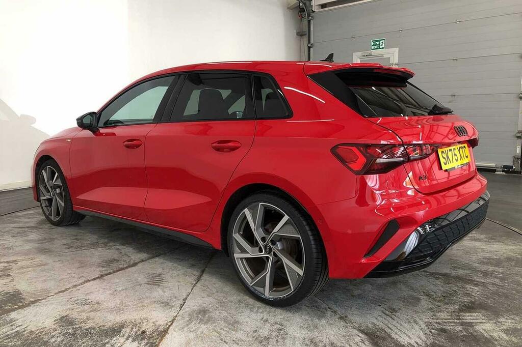 Audi A3 Black Edition Tfsi 150 Ps S Tronic SK75XTC Red #3