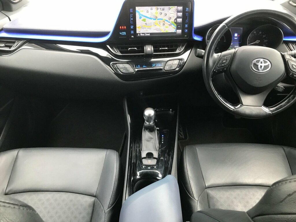 Toyota C-Hr 1.8 Vvt-h Dynamic Cvt Euro 6 Ss Silver #2