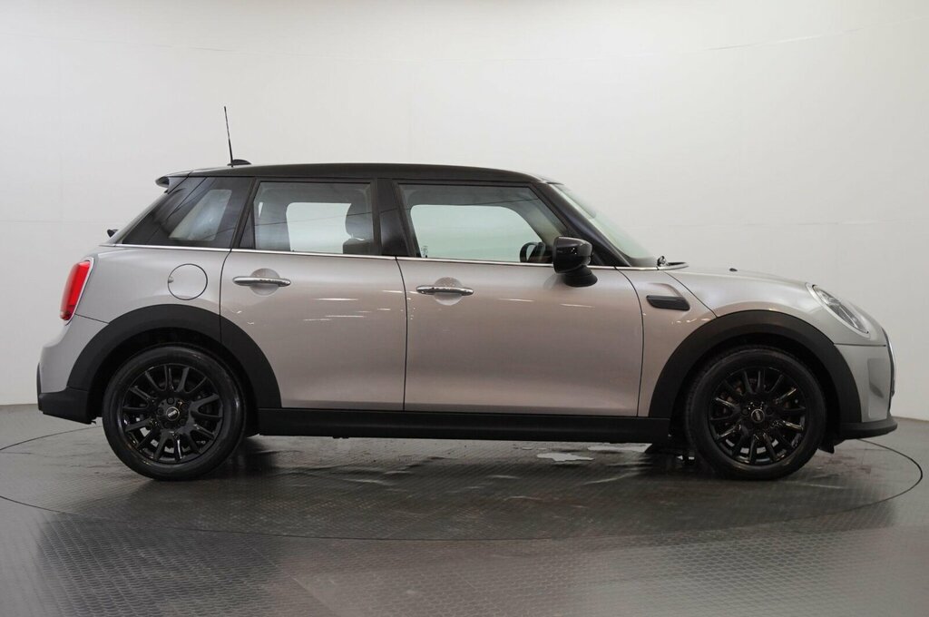 Mini Hatch 5-Door Hatch Cooper Classic SO72VCT Silver #6