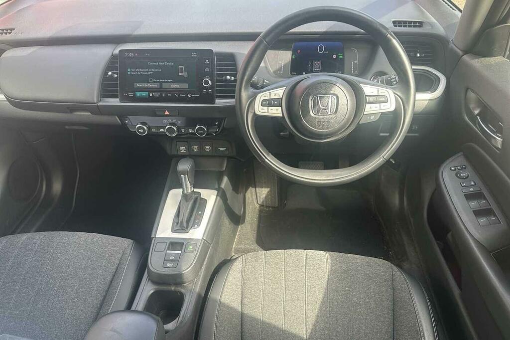 Honda Jazz 1.5 I-mmd Hybrid Advance Ecvt SR73KFC White #4