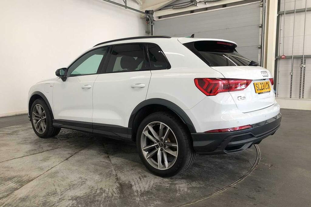 Audi Q3 Black Edition 45 Tfsi E 245 Ps S Tronic White #3