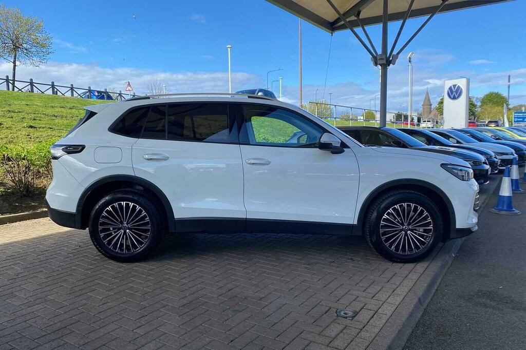 Volkswagen Tiguan 2.0 Tdi Match Dsg White #4