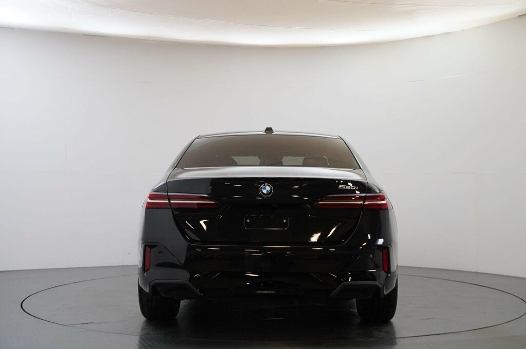 BMW 5 Series 520I M Sport Saloon SO75CCX Black #5