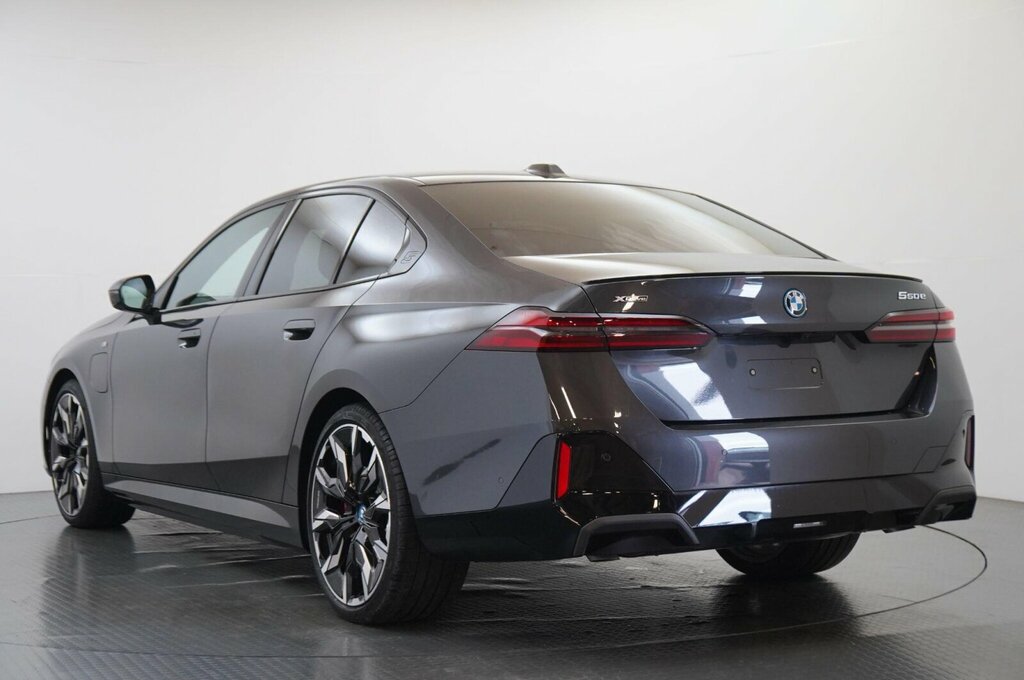 BMW 5 Series 550E Xdrive M Sport Pro Saloon Grey #3