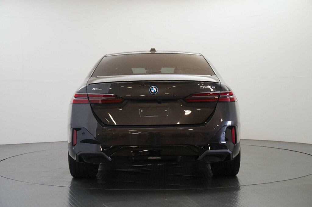 BMW 5 Series 550E Xdrive M Sport Pro Saloon Grey #5